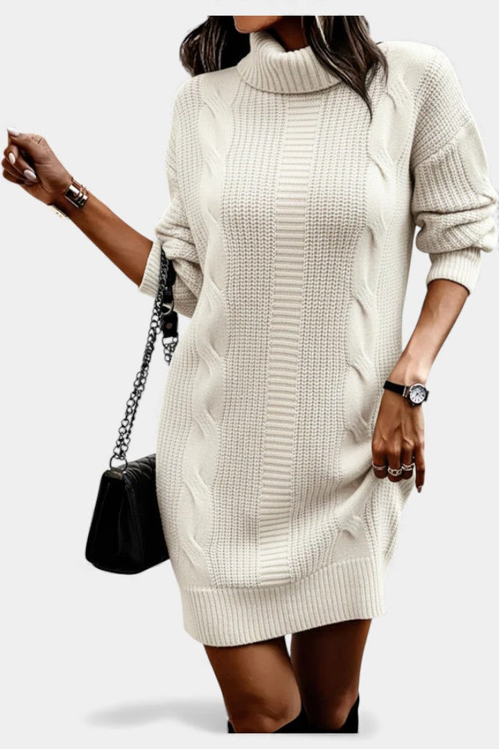Sweater dress detail - Elma Boutique
