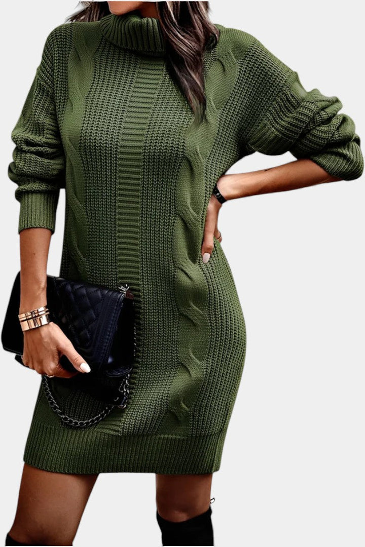Sweater dress detail - Elma Boutique