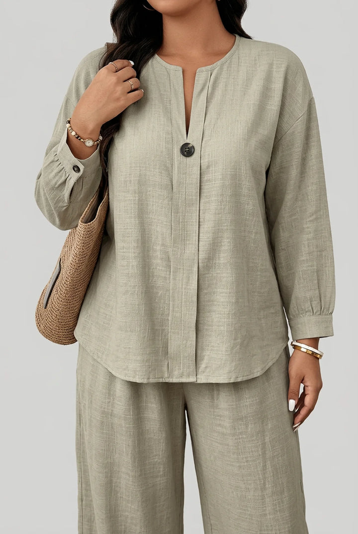 Renata - Plus Size Shirt and Pants Set