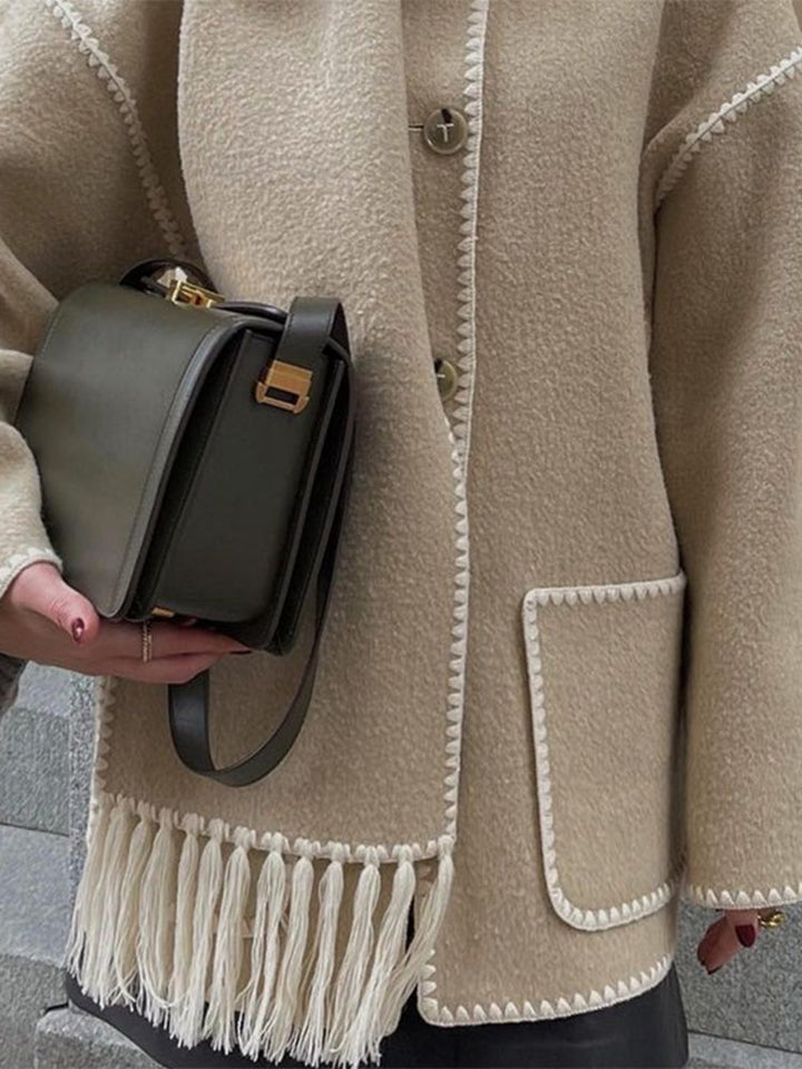 Coat detail - Elma Boutique