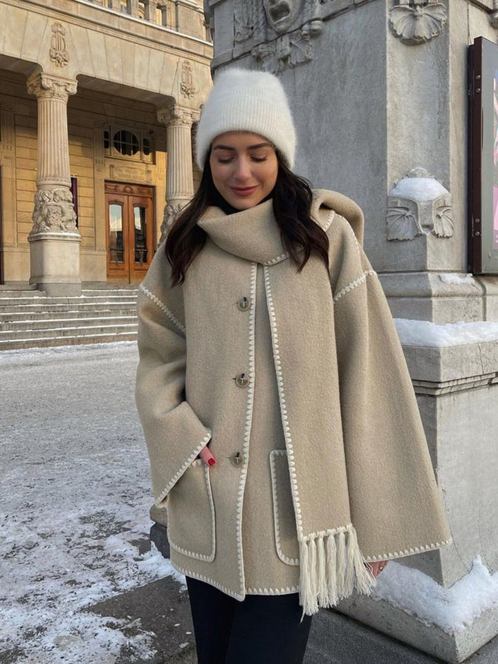 Coat detail - Elma Boutique