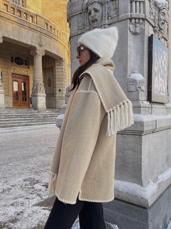 Coat detail - Elma Boutique