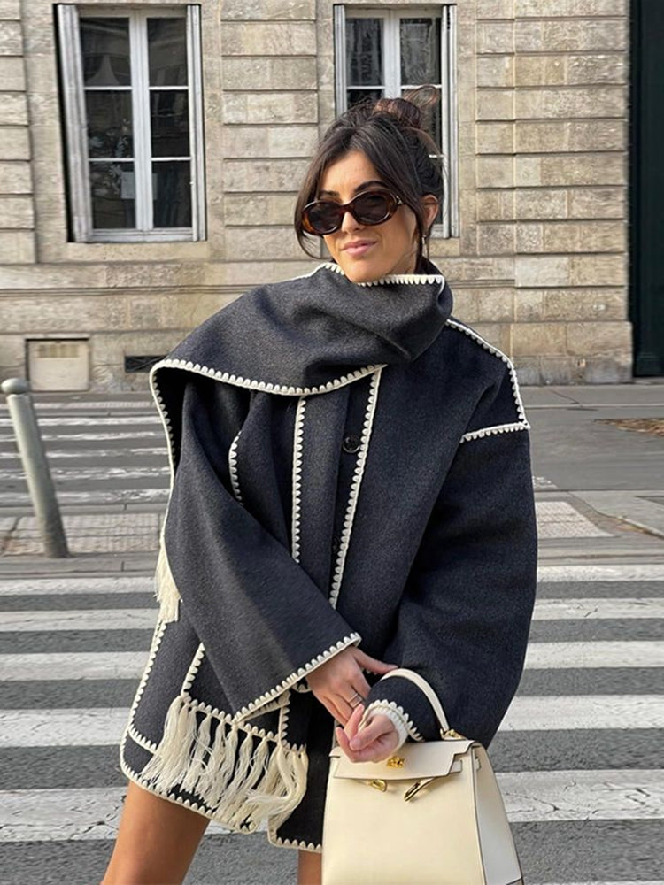 Coat detail - Elma Boutique