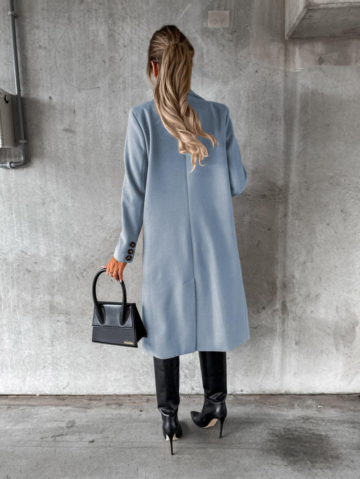 Coat detail - Elma Boutique