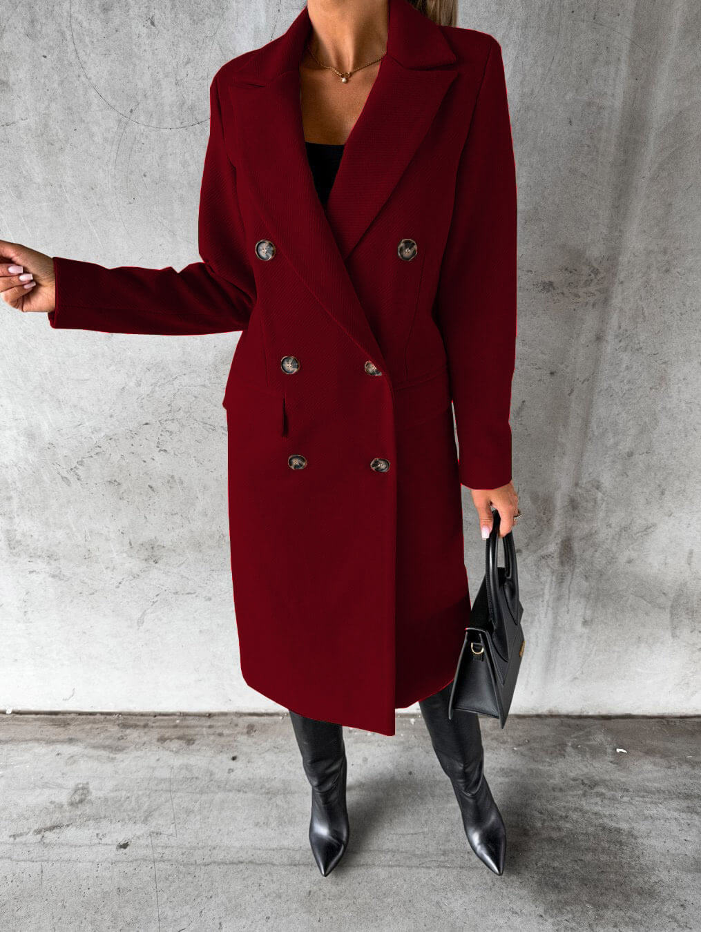 Coat detail - Elma Boutique