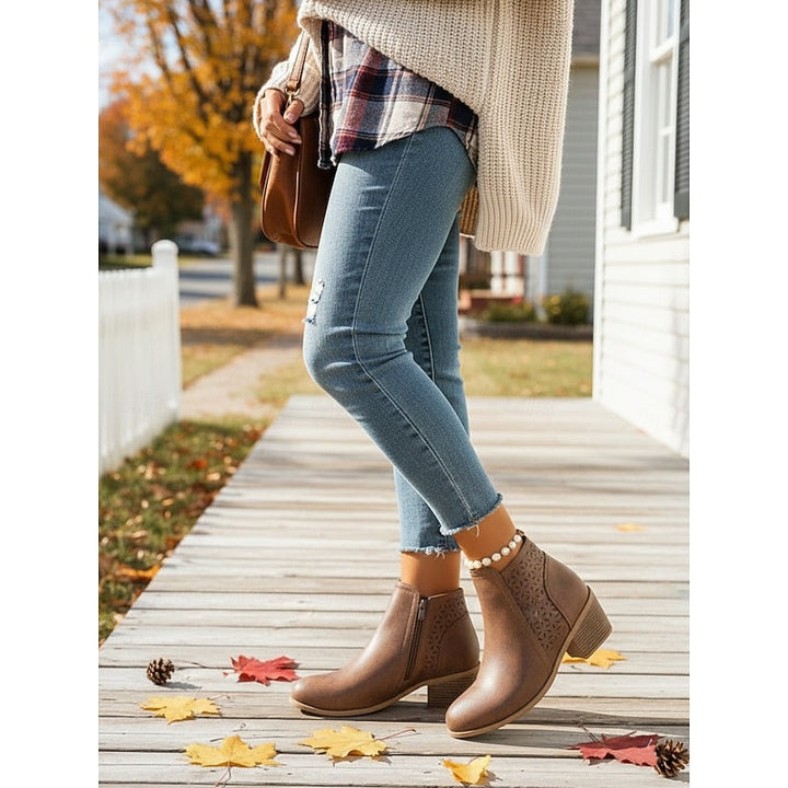 Ankle boots detail - Elma Boutique