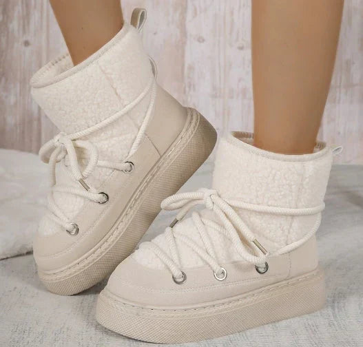 White snow boots - Elma Boutique