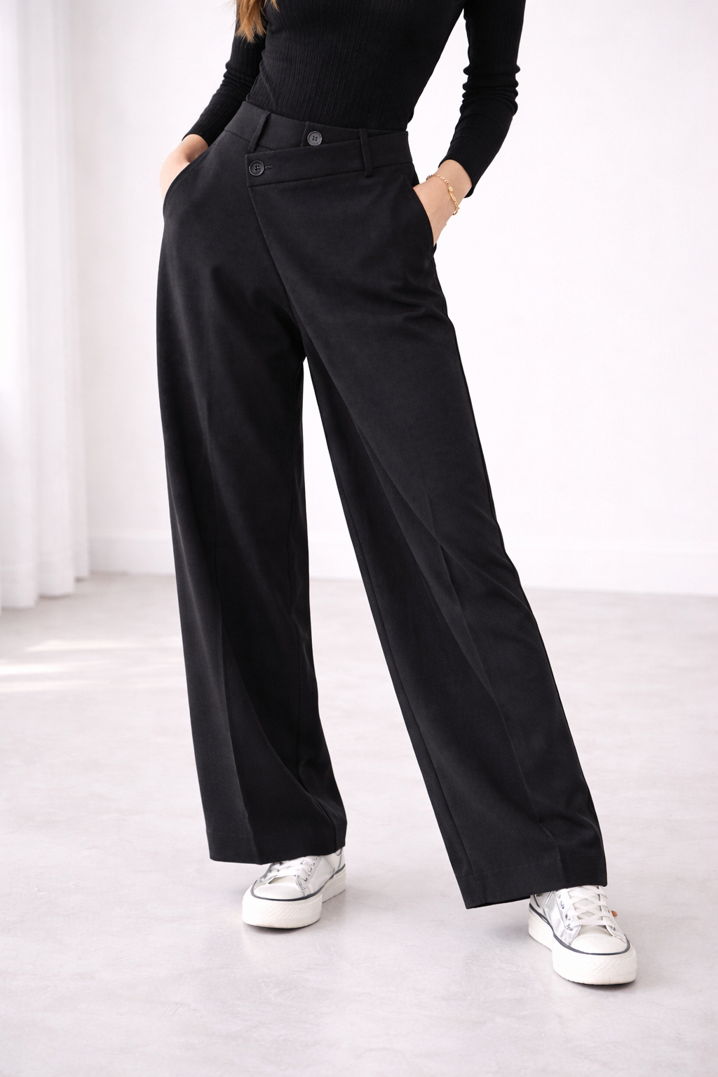 Lina | Asymmetric Baggy Trousers 1
